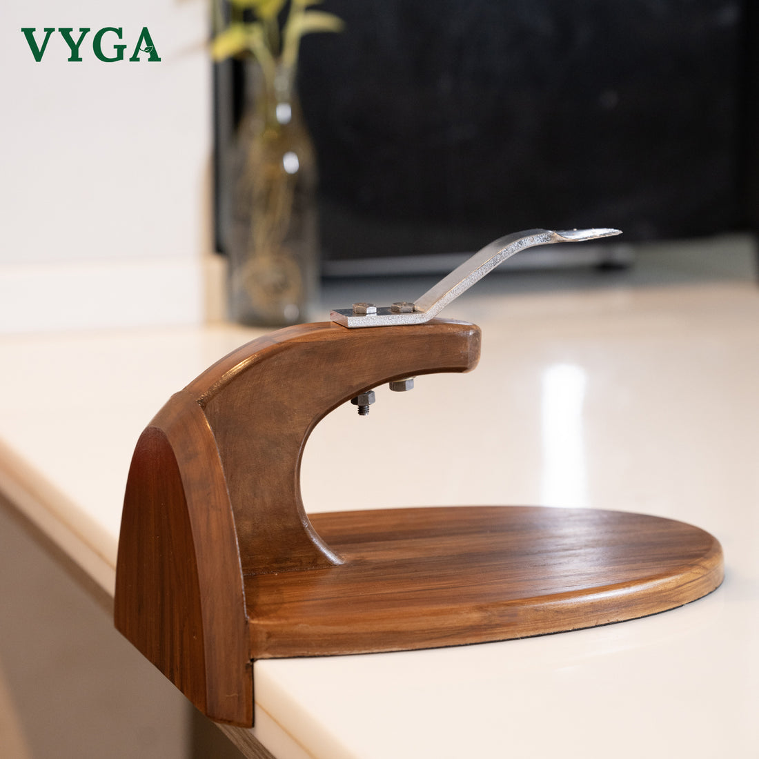 Vyga Curve Teak Wood Coconut Scraper