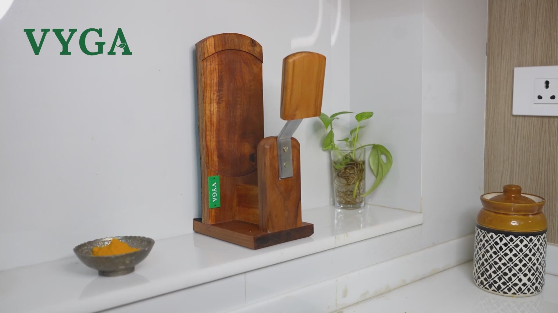 Vyga Bold Teak Wood Coconut Scraper